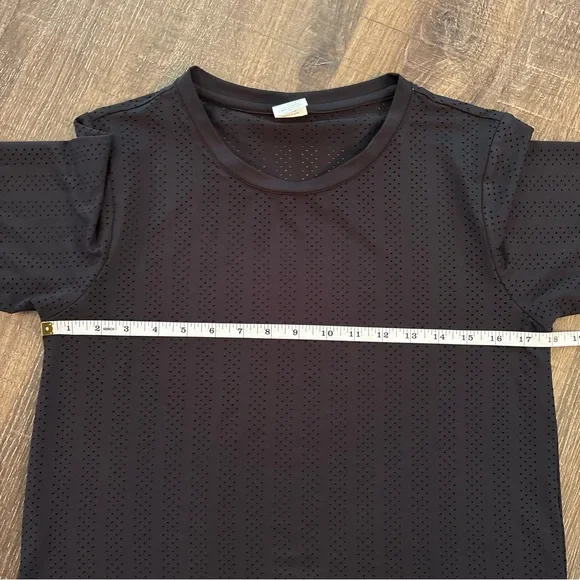 ZYIA Black Perforated Top - Picture 5 of 7